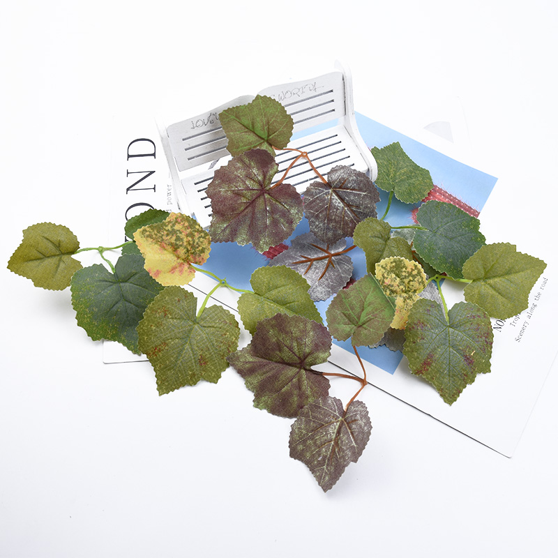 30/100 pcs Silk Maple Leaf Wed - Artificial Hanging Plants 评论和价格